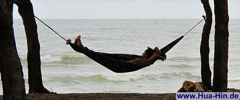 Relaxen am Cha-Am Strand