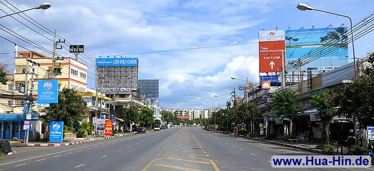 Breite Straßen in Hua Hin