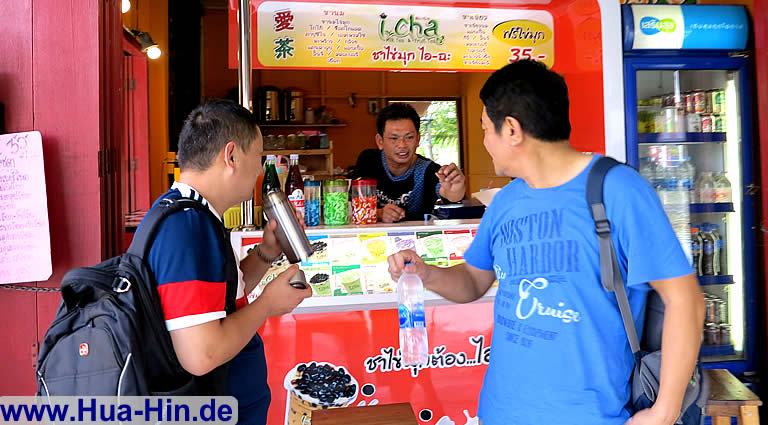 Eistee auf dem Floating Market Hua Hin