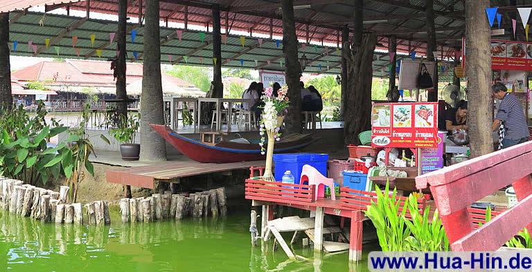 Gutes Essen Floating Market Hua Hin