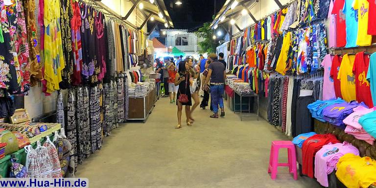 Tshirts im Nachtmarkt Hua Hin